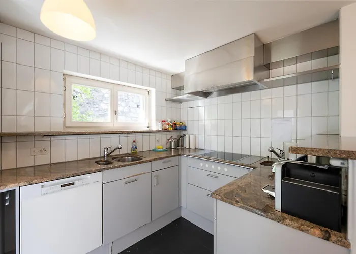 Ruetiboda Bis 17 Personen Apartment Davos